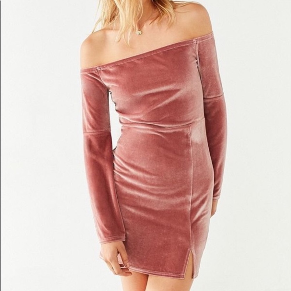 Urban Outfitters Pink Velvet Dress - Picture 2 of 8